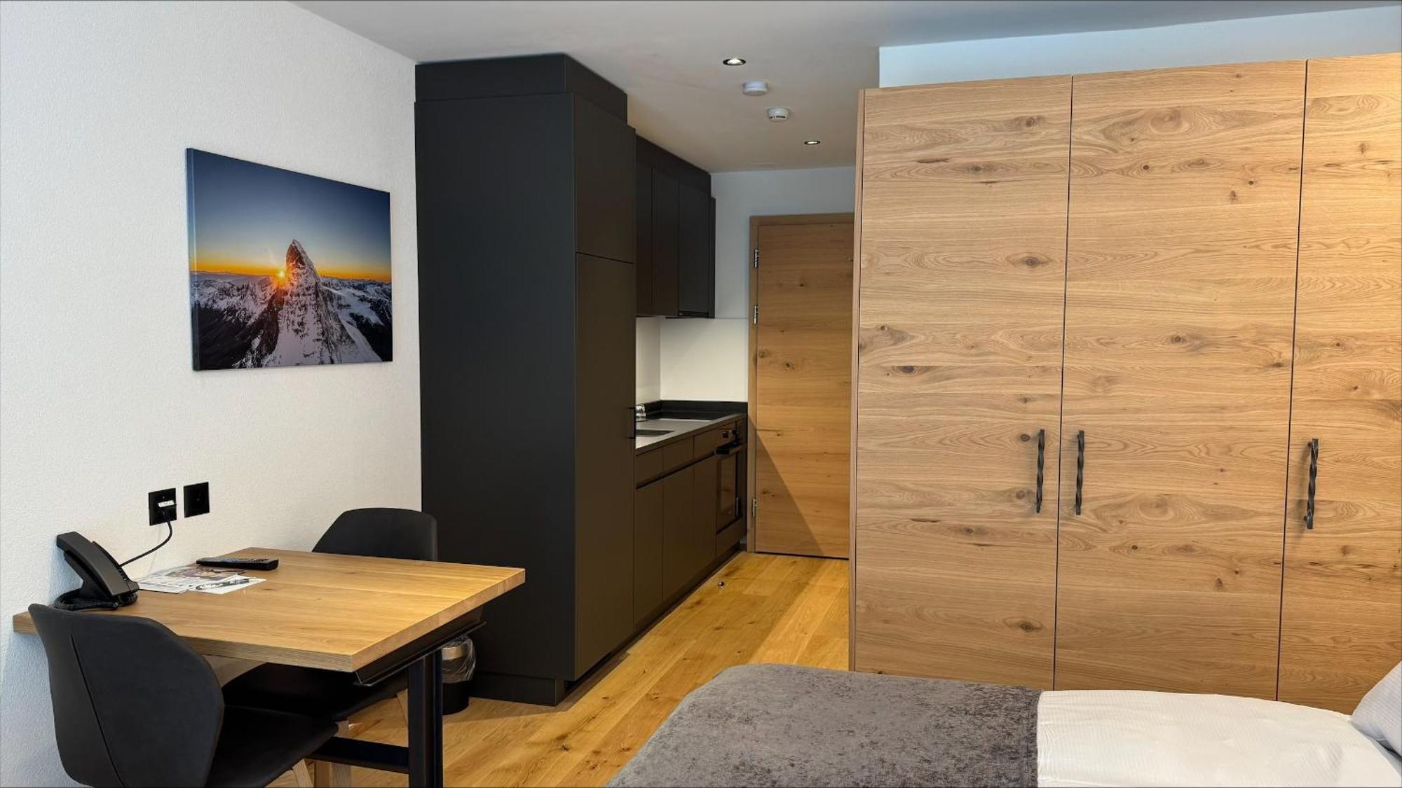 Hotel Porta Cervino Täsch Kültér fotó